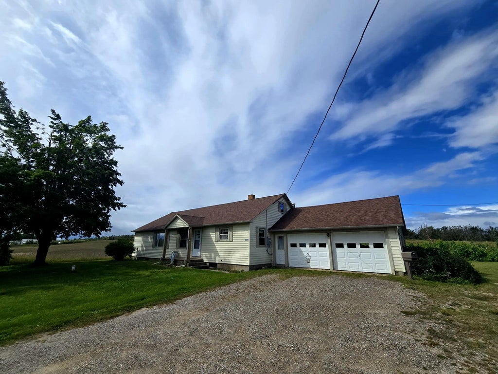 2108 Goslow Road, Gaylord