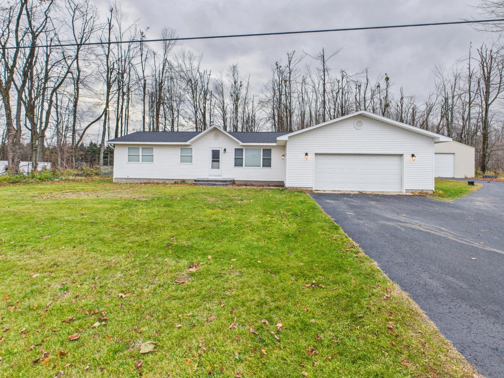 252 Thumm Road, Gaylord