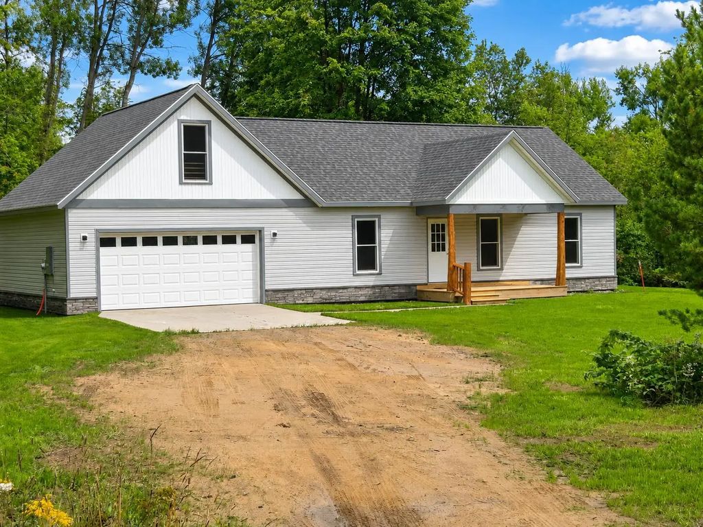 9649 Valleyway Drive, Elmira