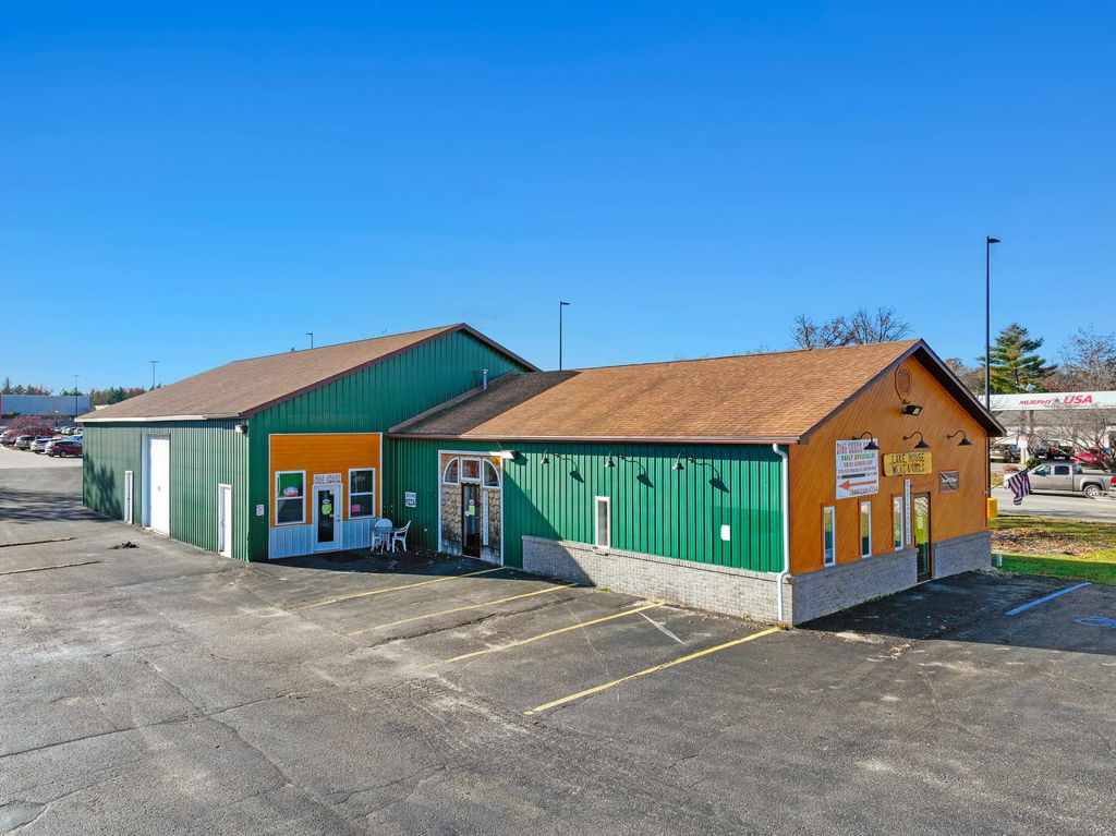 2121 W Houghton Lake Drive, Prudenville