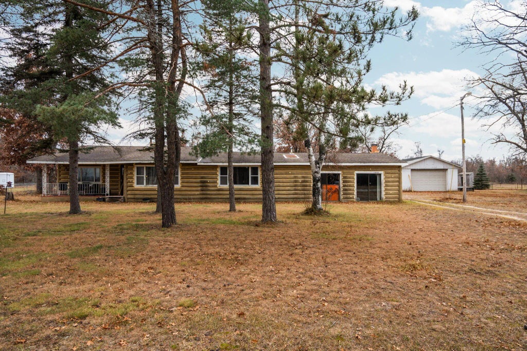 11858 Crapo Lake Road, Grayling