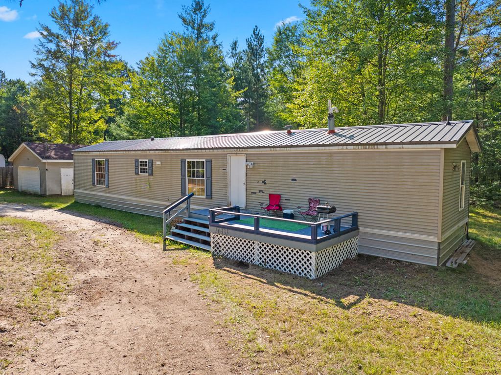10333 Madison Avenue, Grayling