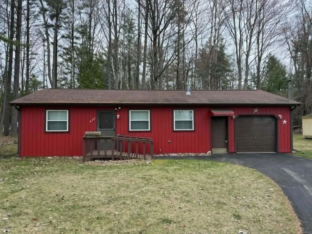 420 W Church Street, Harrisville