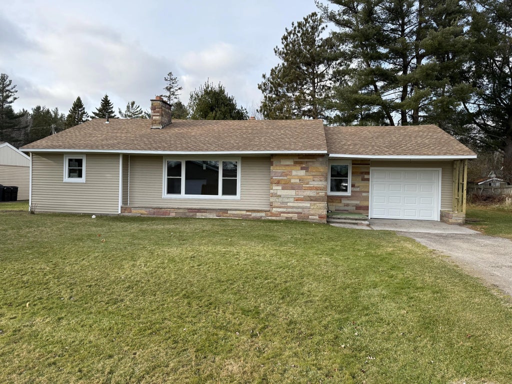 2904 Connon Street, Alpena