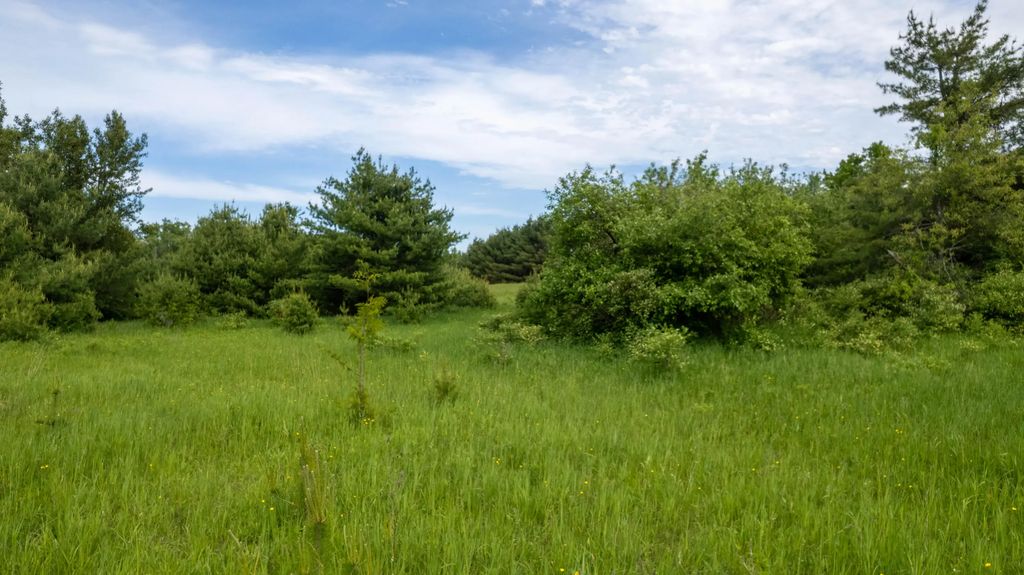 V/l 2 Ac M-68 2 Acres, Ocqueoc