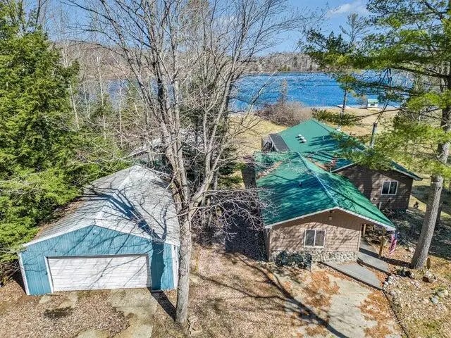 9219 Tall Birch, Gaylord