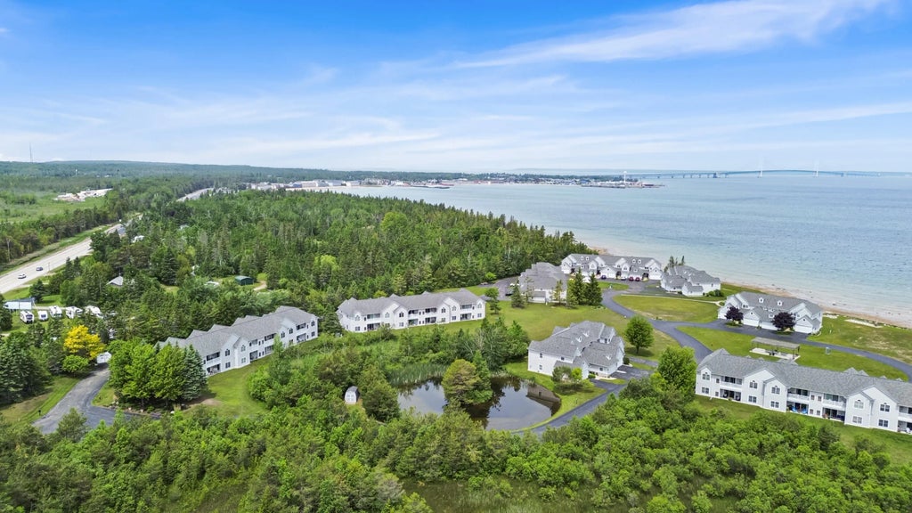 20546 Northern Lights Lane Unit 14, Mackinaw City