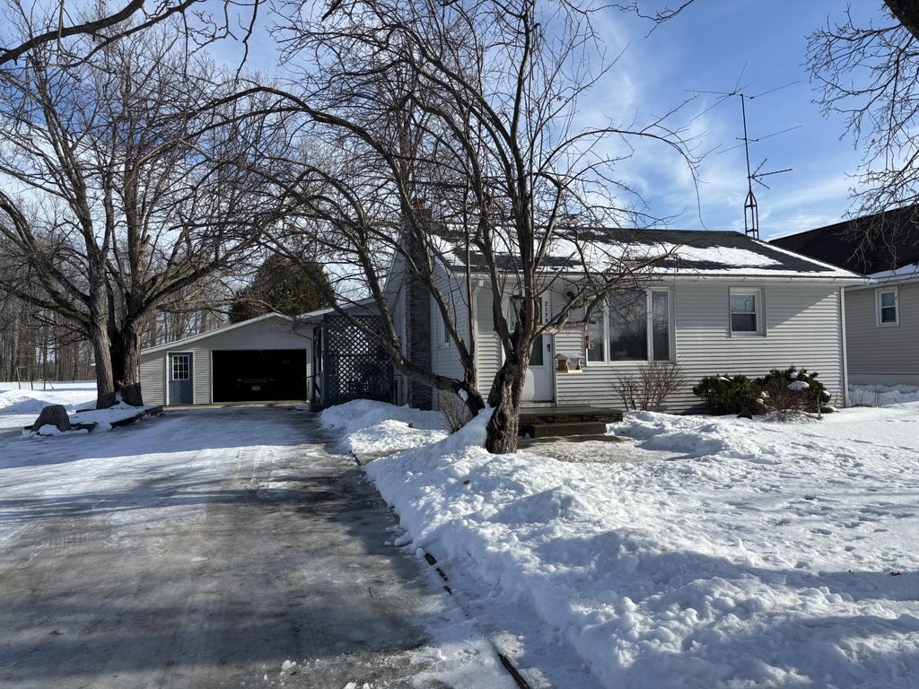 2179 County Road 451, Rogers City