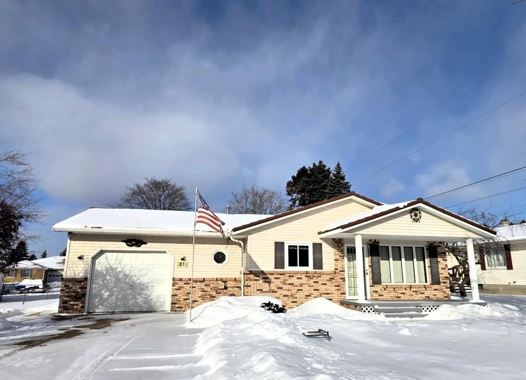 1074 Hilton Drive, Alpena