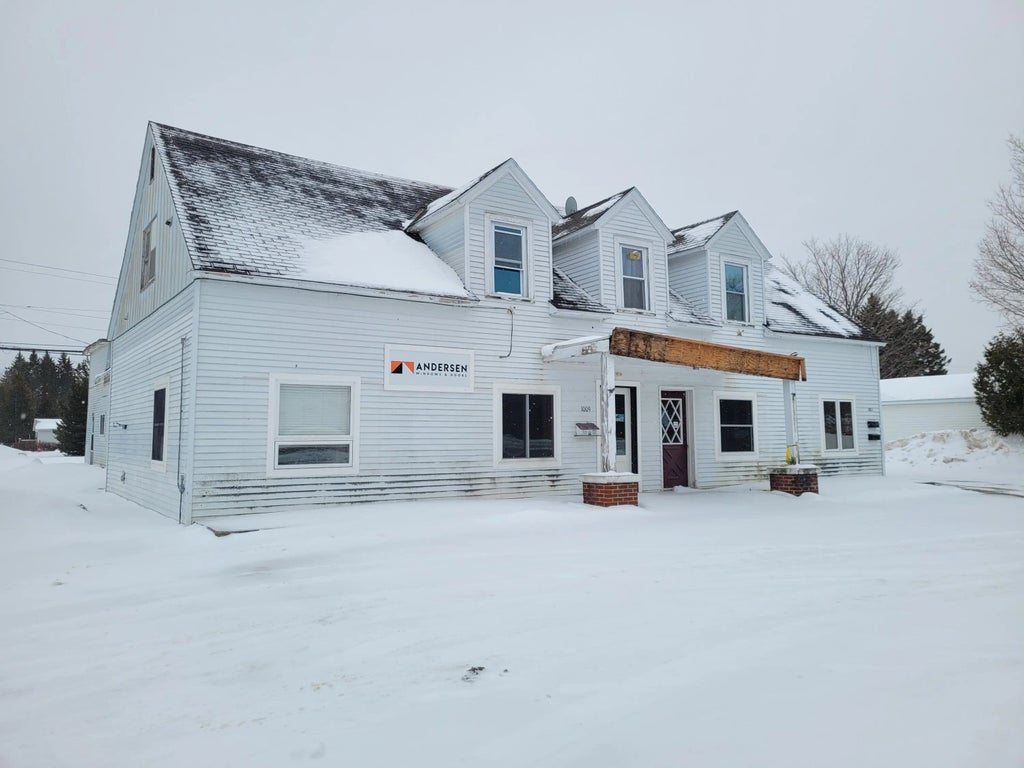 1009 W Third Street, Rogers City