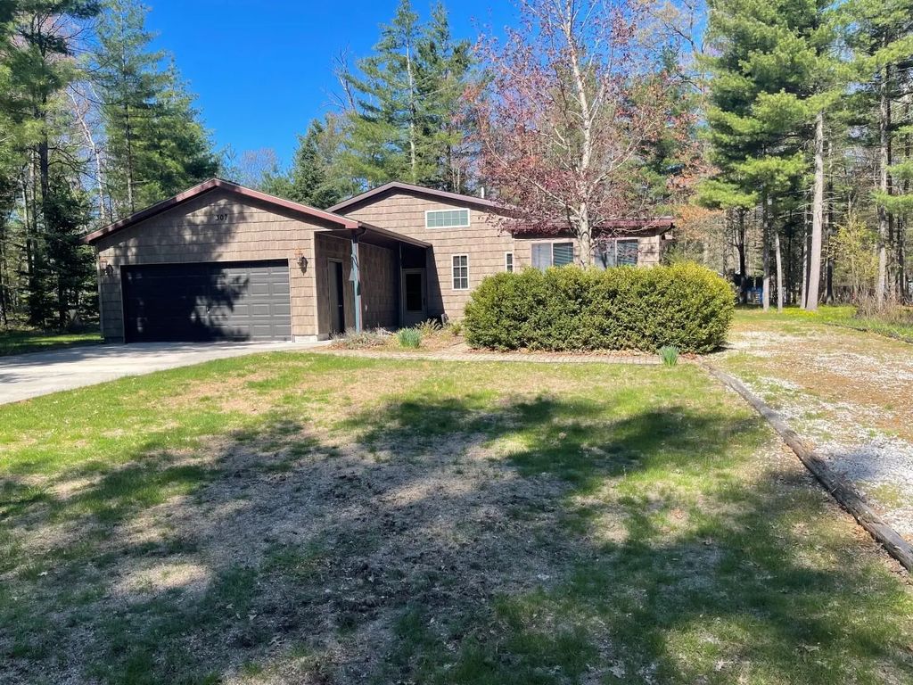 307 Reindeer Drive, Prudenville