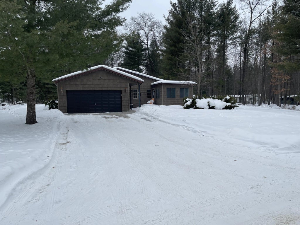 307 Reindeer Drive, Prudenville