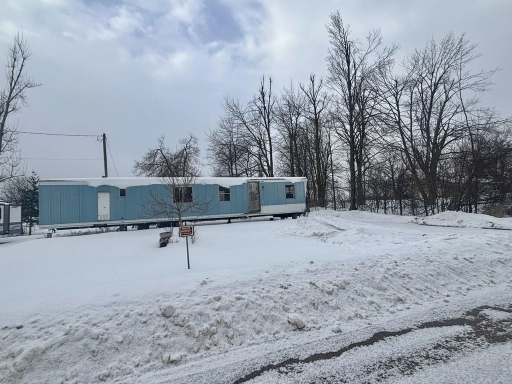 3550 N Maple Street, Onaway