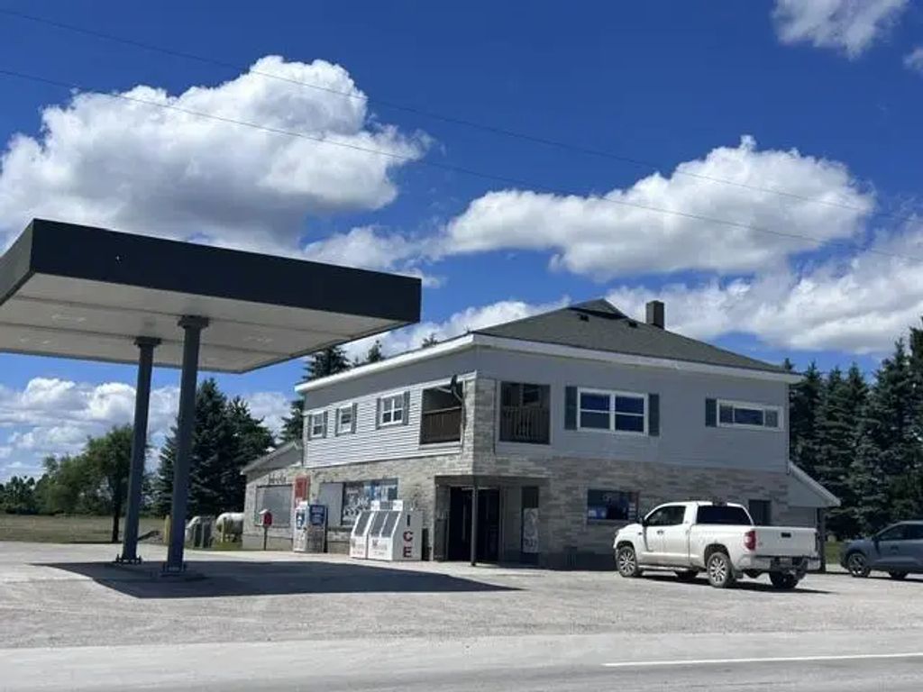 10010 Werth Road, Herron