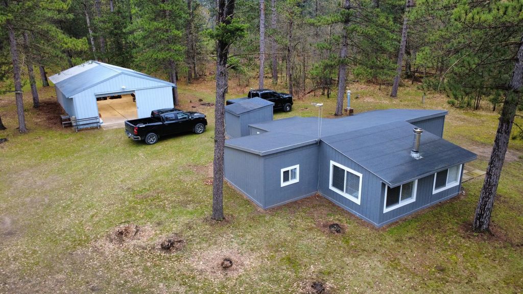 2498 W Five Mile Road, Grayling