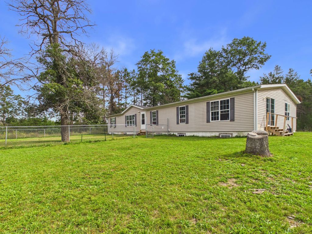 8541 S Grayling Road, Grayling