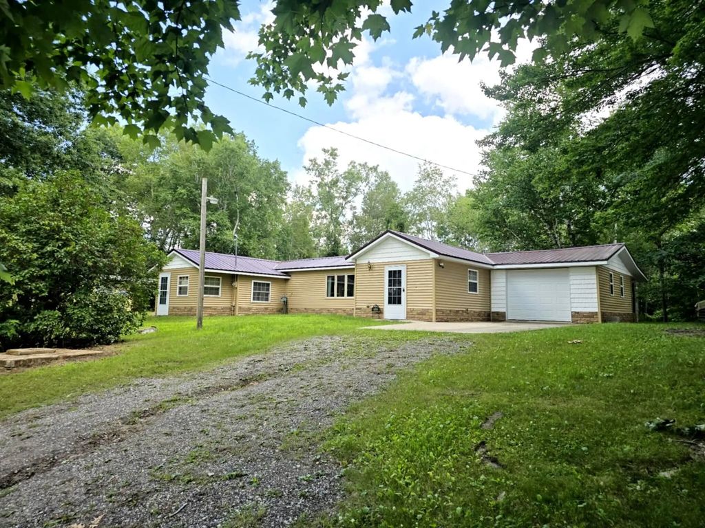 6416 Jimary Lane, Gladwin