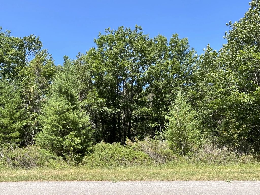 L 403-404 Woodhaven Circle, Presque Isle