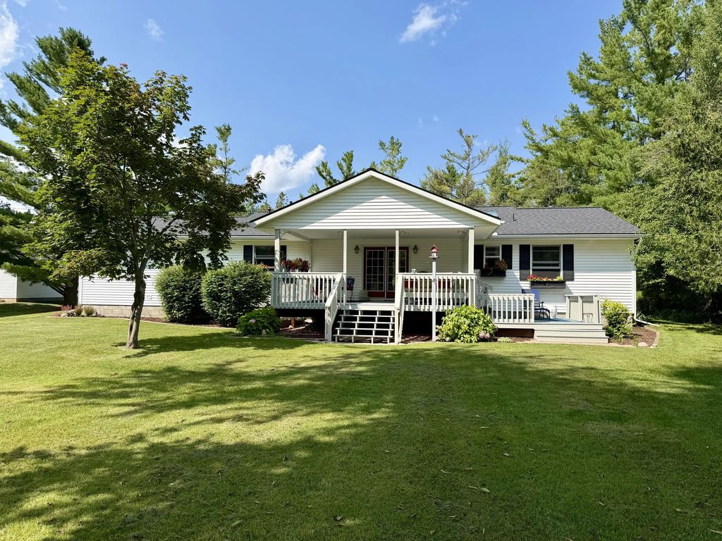 480 E Seymour Street, Cheboygan