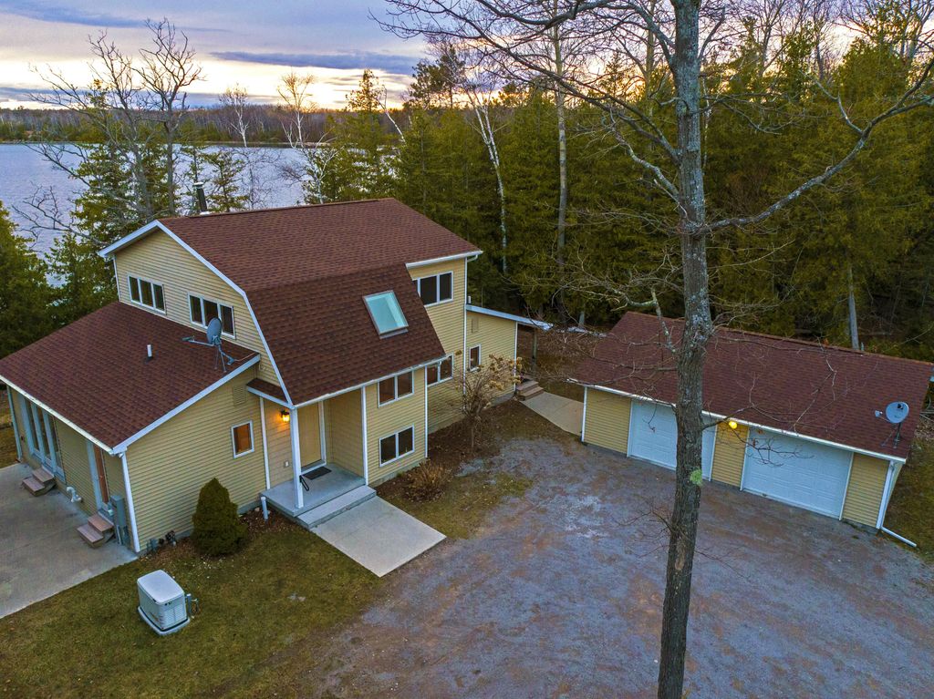 7112 Kauffman Boulevard, Presque Isle