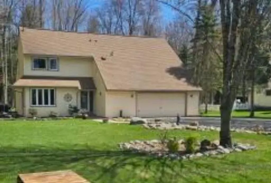 2215 Danish Landing Road, Grayling