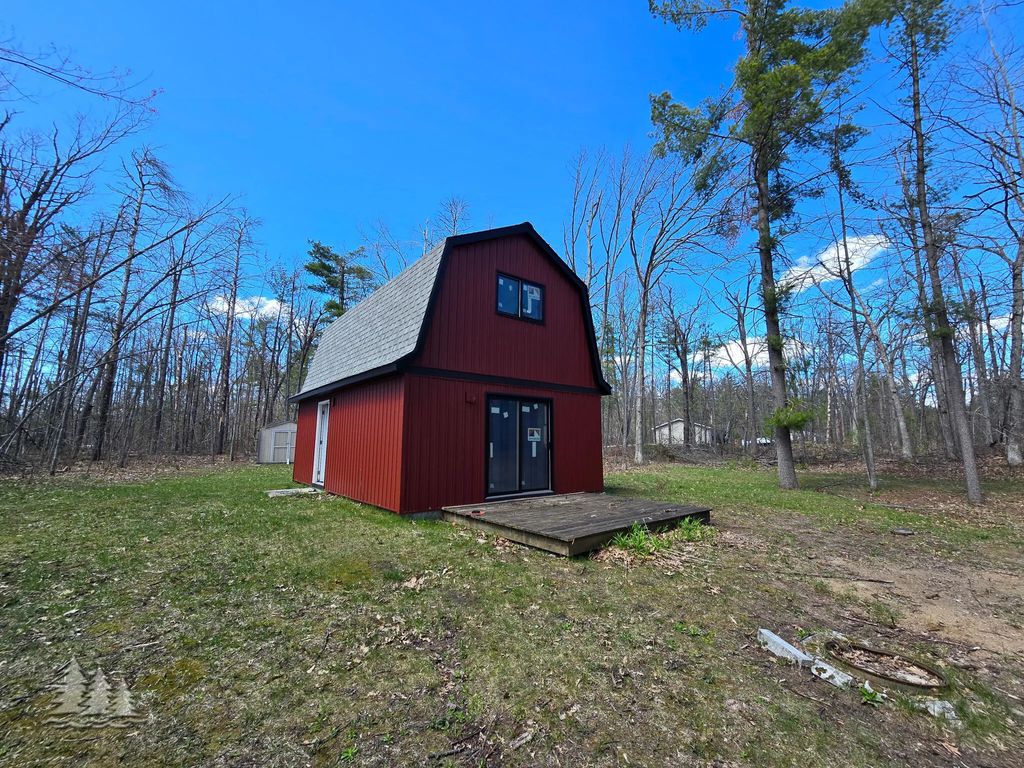2290 Big Buck Drive, Lewiston
