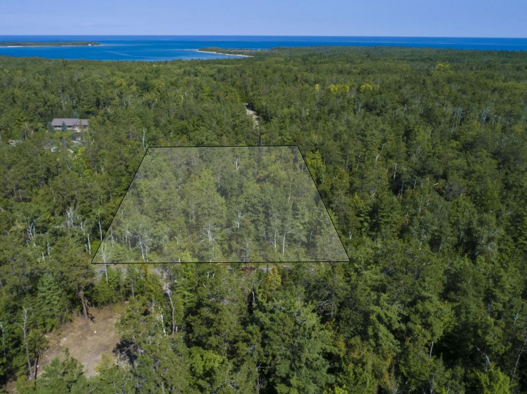 L 202-203 Sunaqua Drive, Presque Isle
