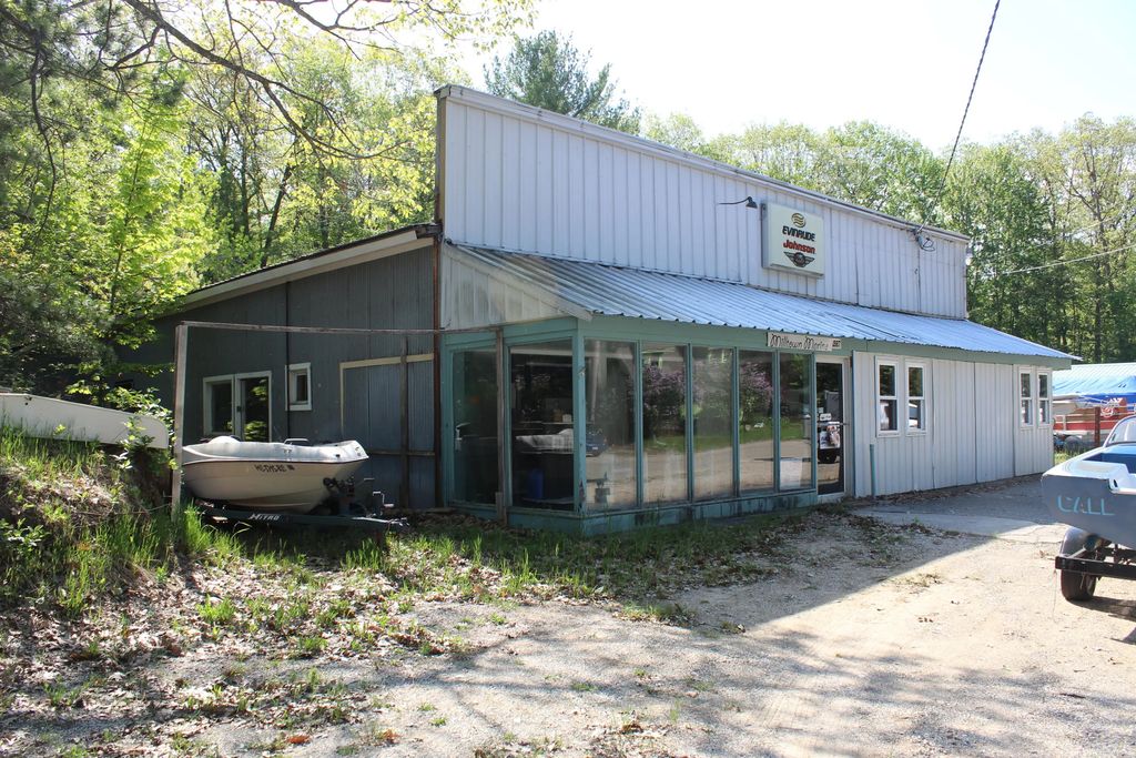 2887 Margrethe Boulevard, Grayling