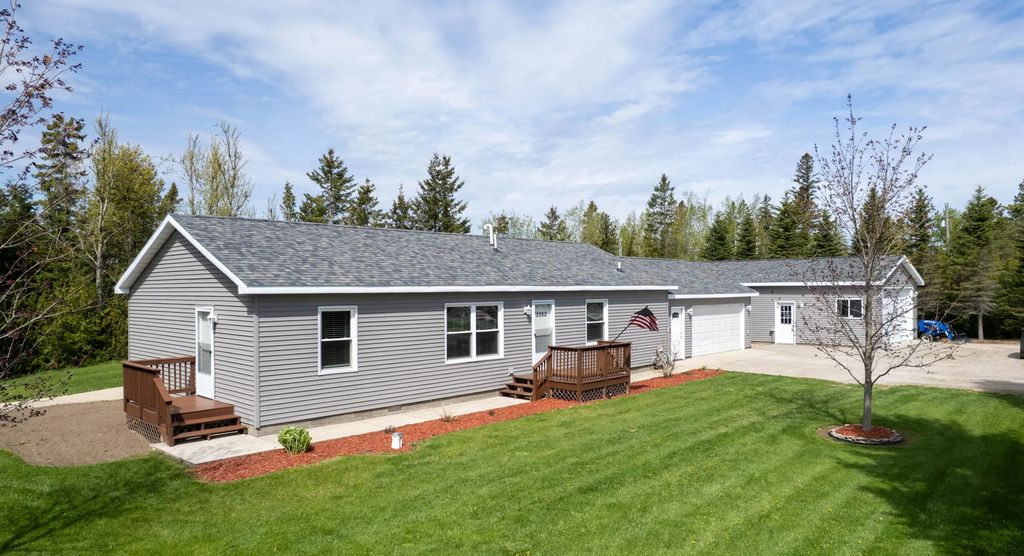 15262 S Us 23, Presque Isle