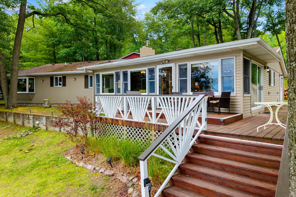 5923 Oak Road, Rose City