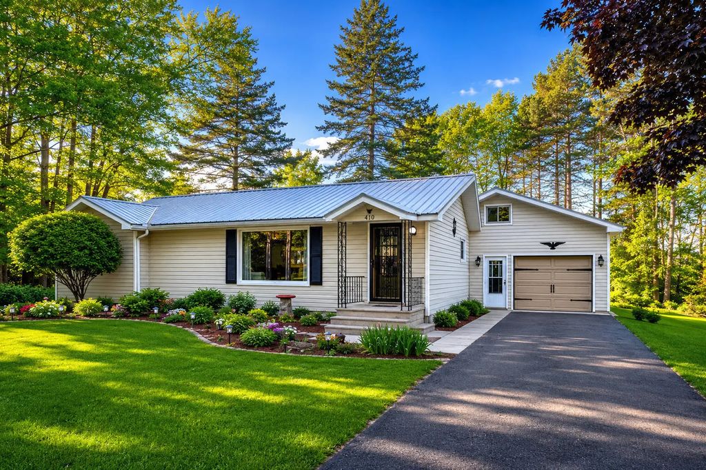 410 Terrace Drive, Houghton Lake