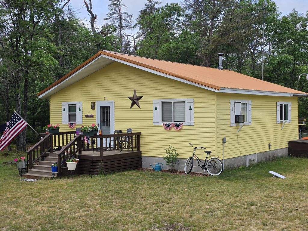 11 N Mckinley Road & 21, Mio