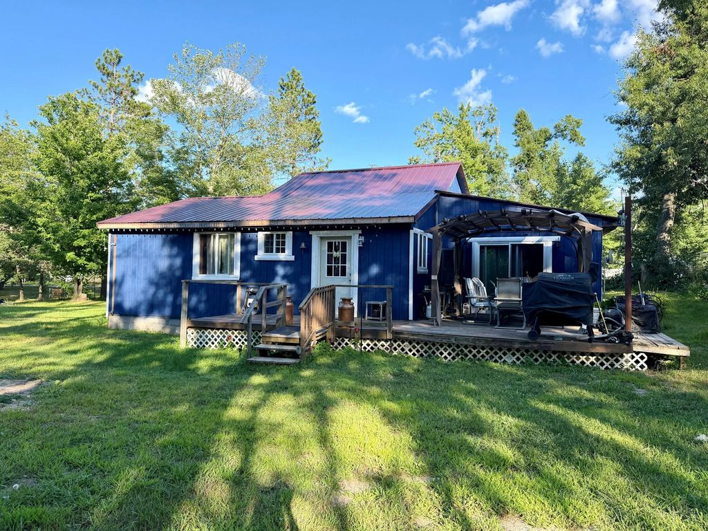 5435 Edgewood Drive, Lewiston