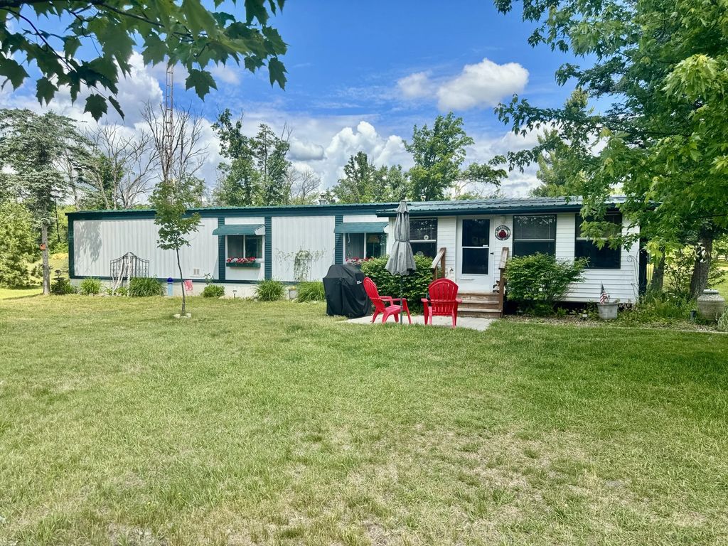 2719 Delano Road, Comins