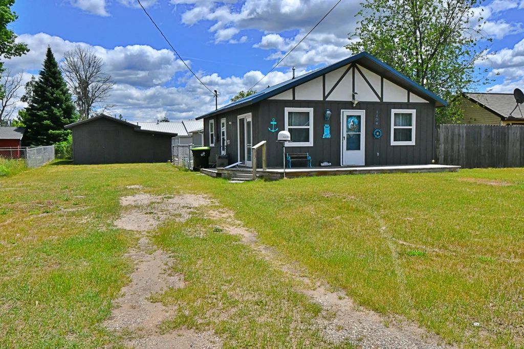1104 Tanglewood Drive, St. Helen