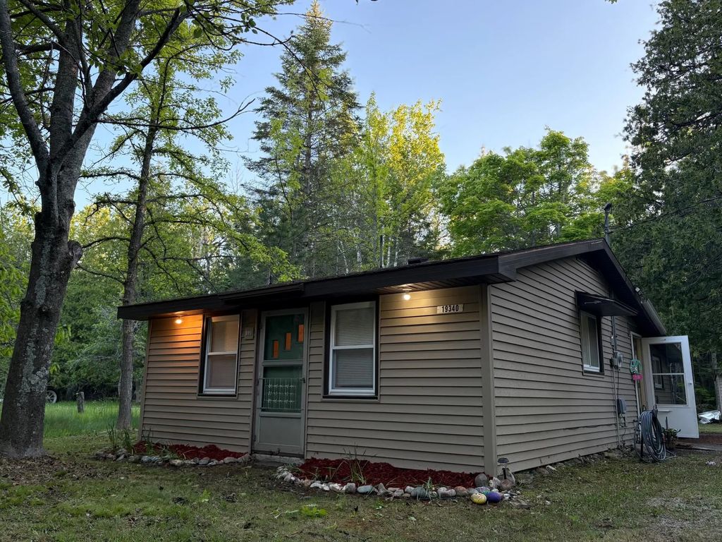 19340 Us 23 South, Presque Isle