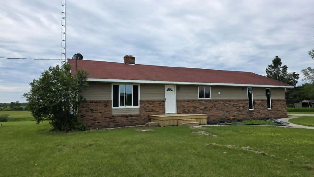 4300 E Clemens Road, Harrisville