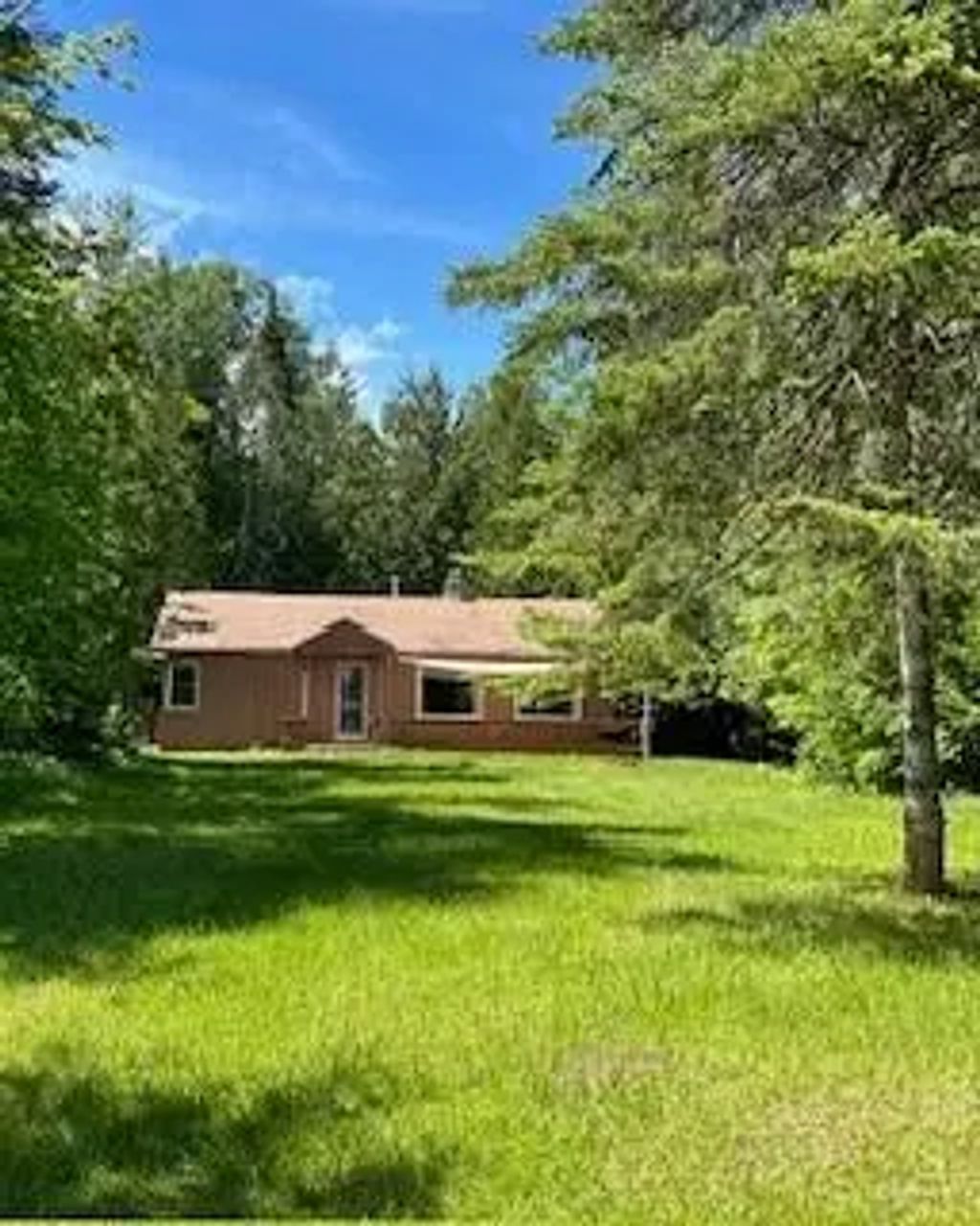 4241 N Government Road, Moran