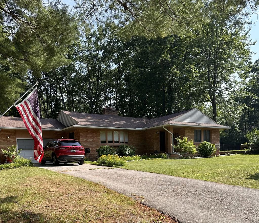 2509 Kavanaugh Street, Ossineke