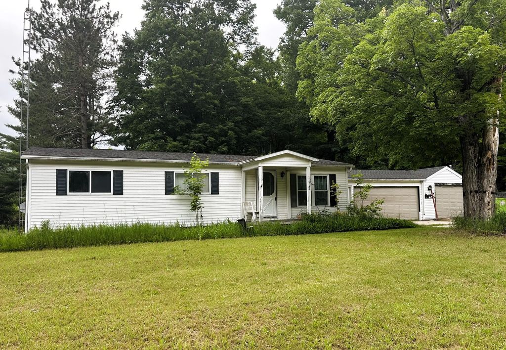 11715 County Road 612, Kalkaska