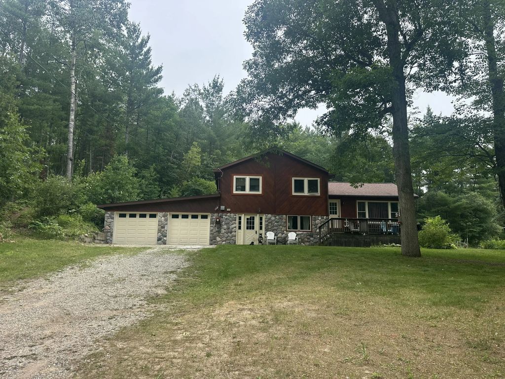 1423 Cauchy Road, Mio