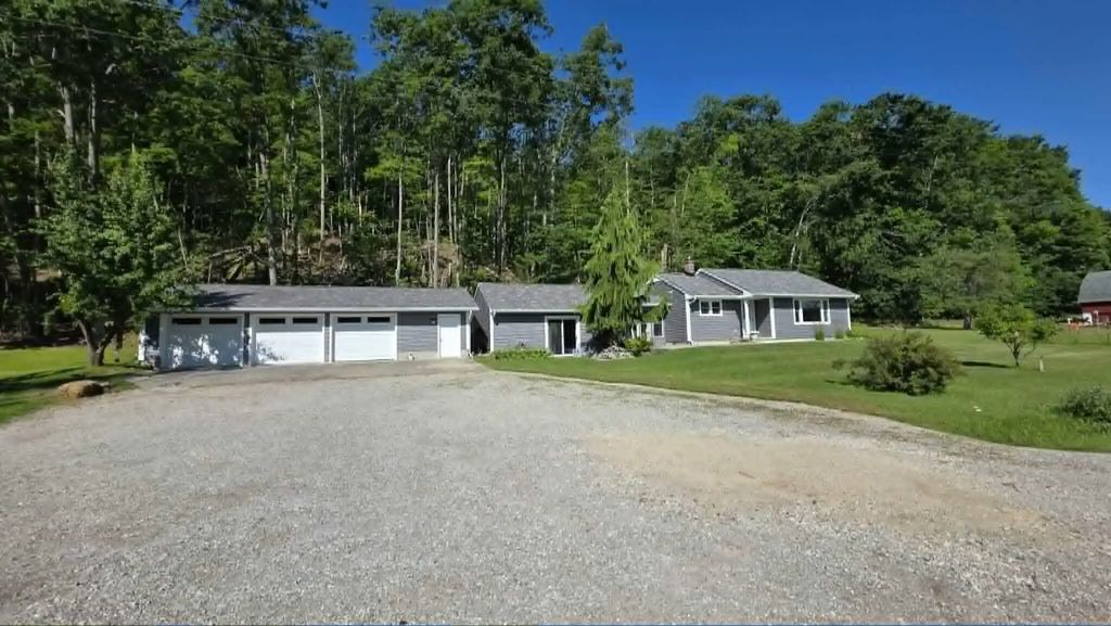 2093 Lakeshore Drive, Harrisville