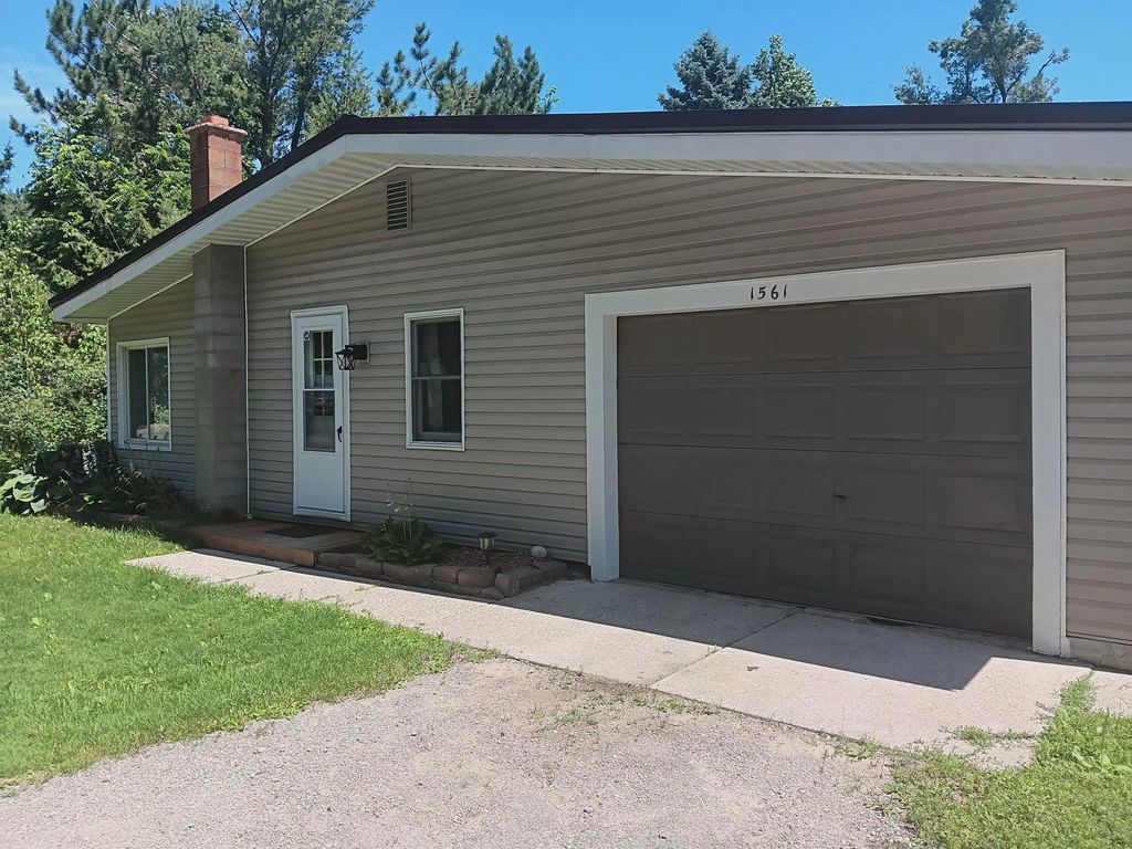 1561 Estelle Road, Gaylord