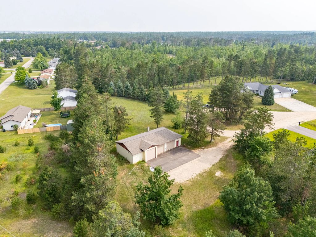 129 Paradise Drive, Gaylord