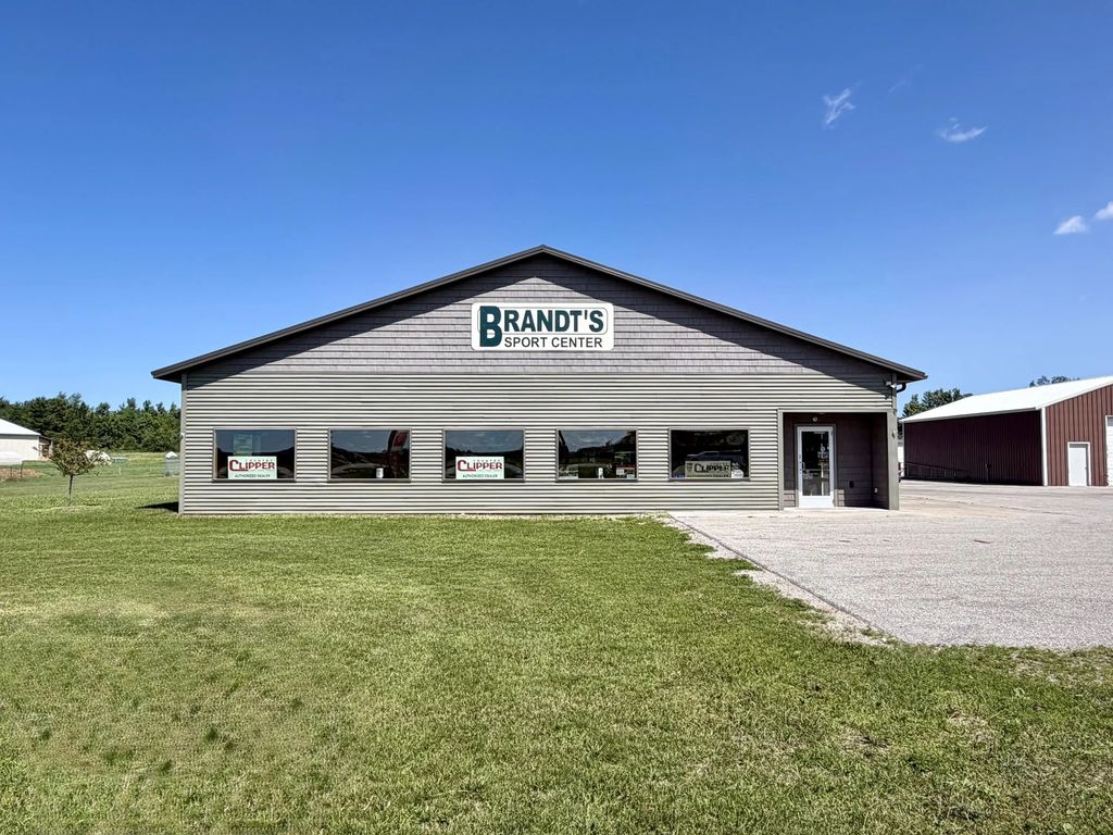 6530 N M 33 Highway, Cheboygan