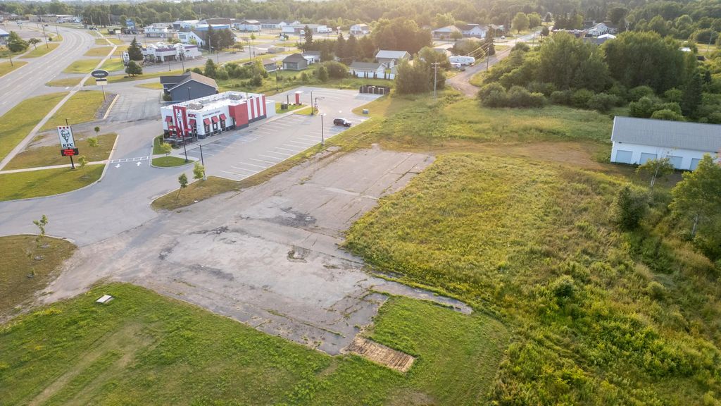2901 I-75 Business 051-502-001-20, Sault Ste Marie