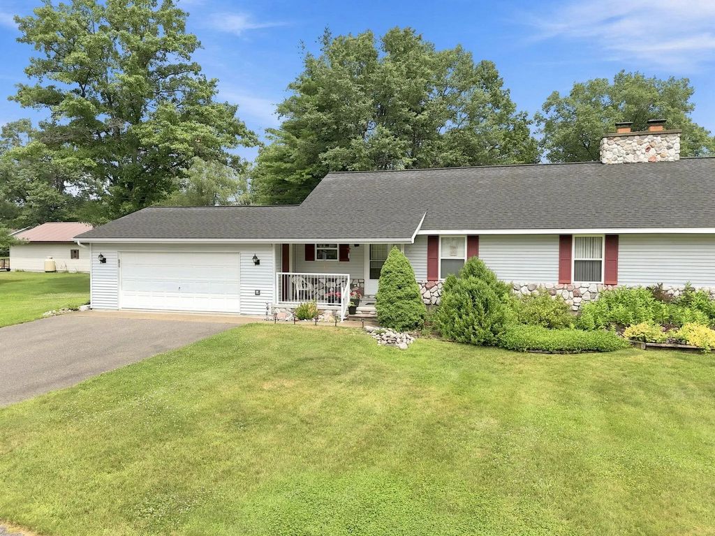 4040 N Markey Road, Roscommon