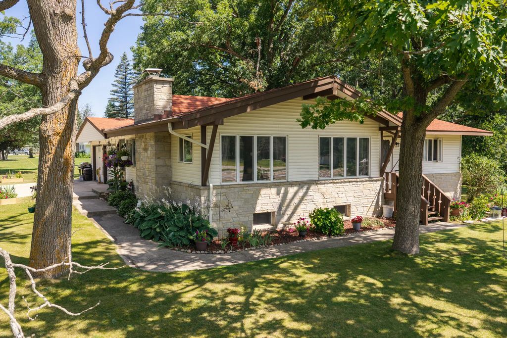 3749 Sheridan Road, Lewiston