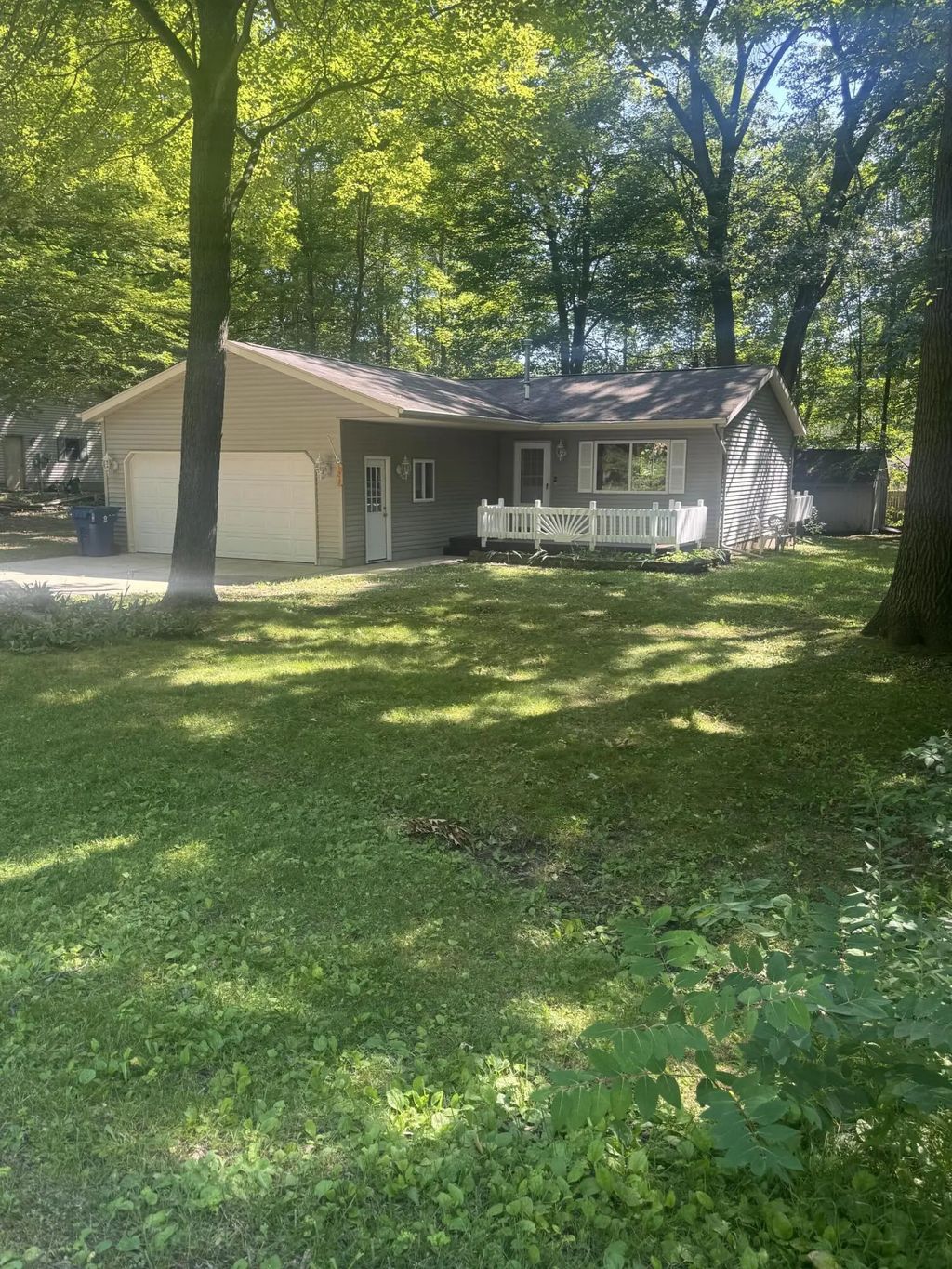 131 Whitebirch Drive, Houghton Lake