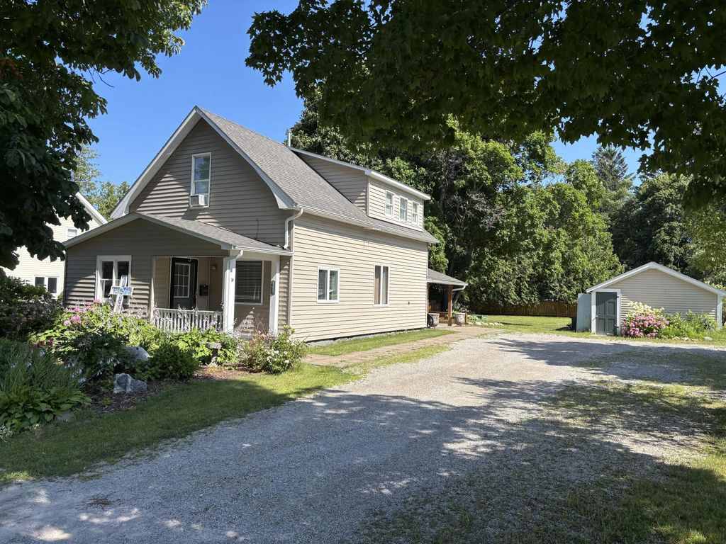 485 W Huron Avenue, Rogers City